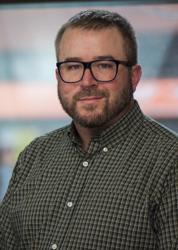 Headshot of Mark Hoblitzell